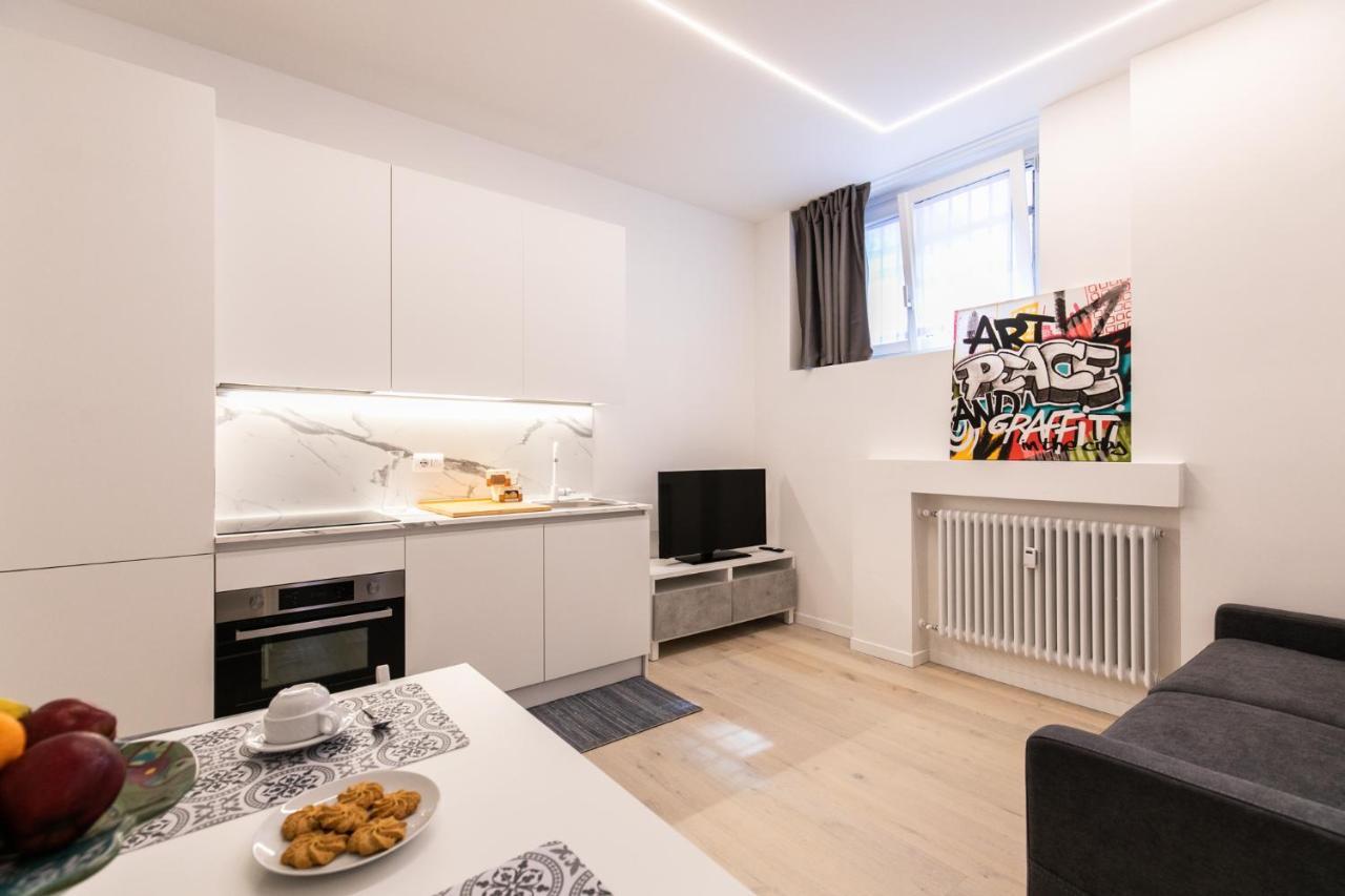 Luxury Apartment - A Due Passi Dal Centro Di Milano Eksteriør bilde